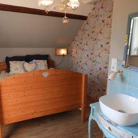 Apartmán Le Pigeonnier Rousies Exteriér fotografie